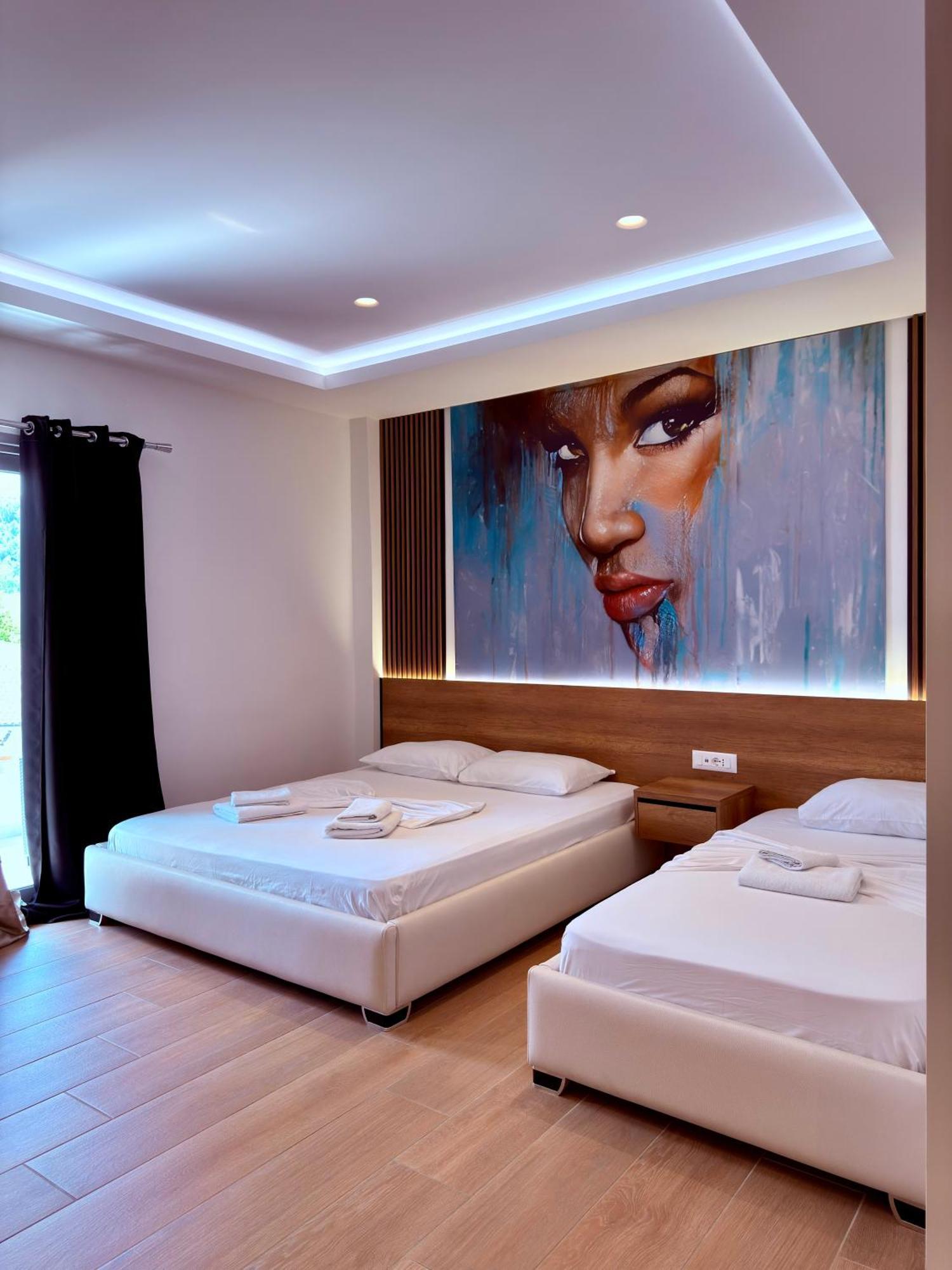 Fori's Hotel *